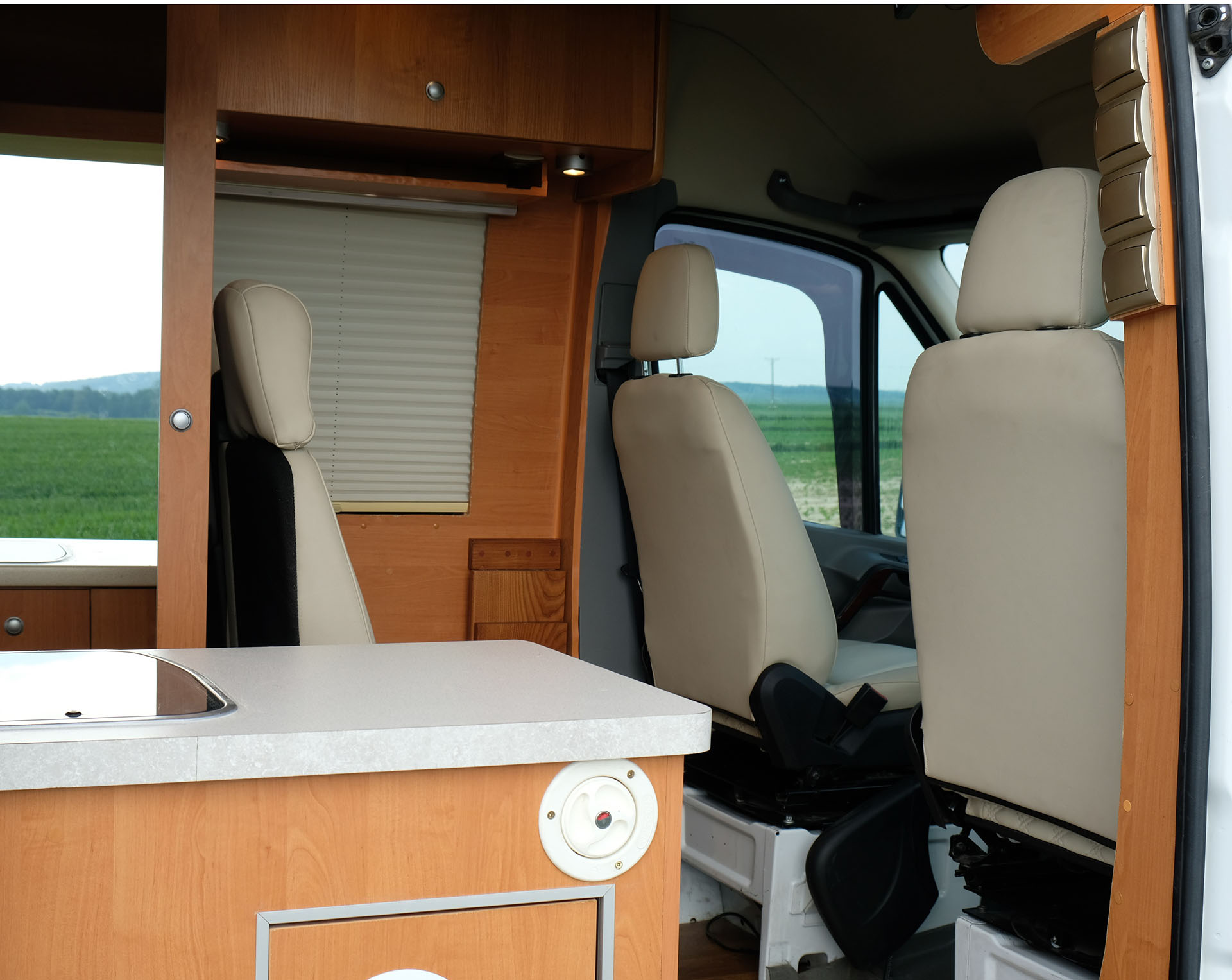 kamper_sprinter_18.jpg