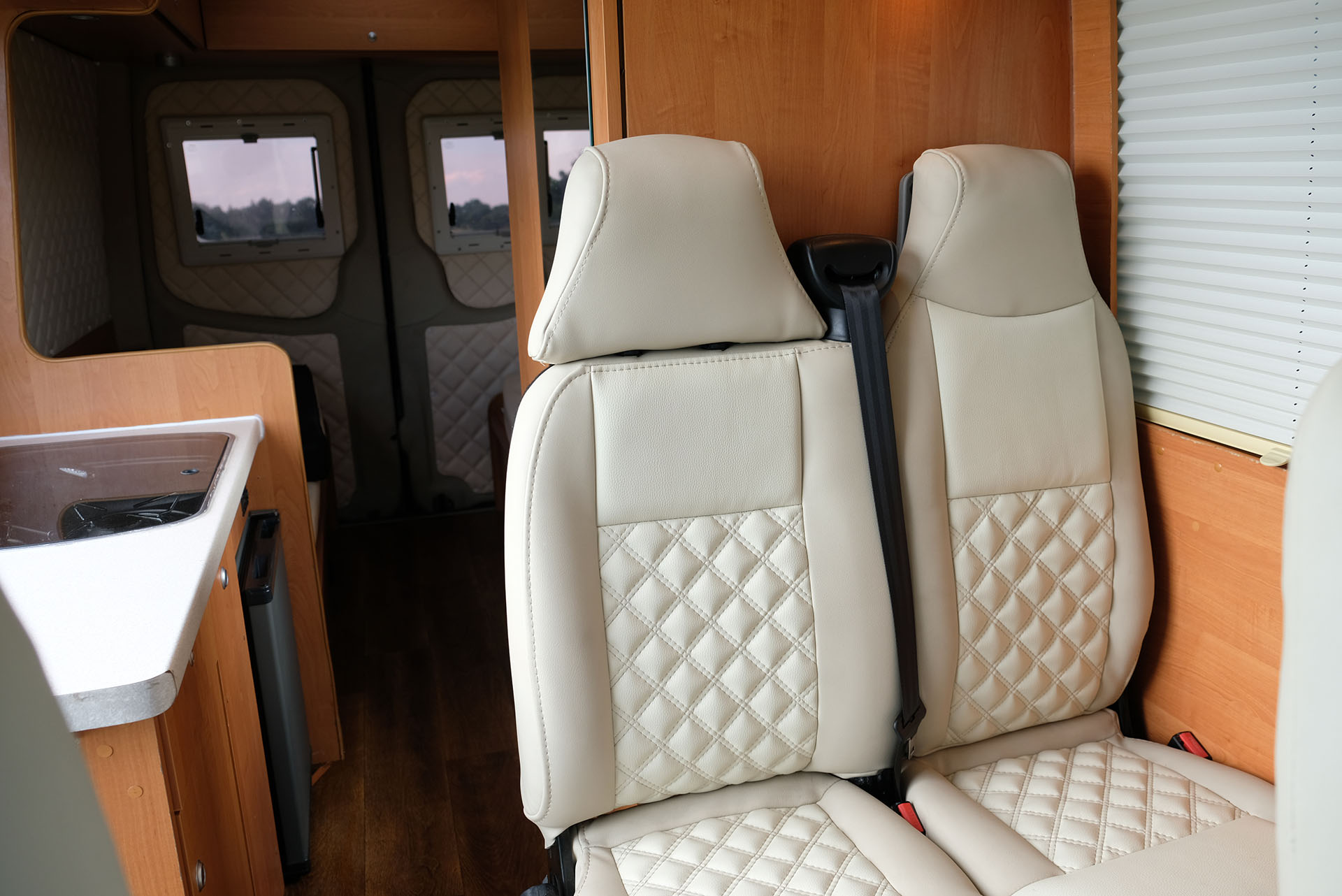 kamper_sprinter_25.jpg