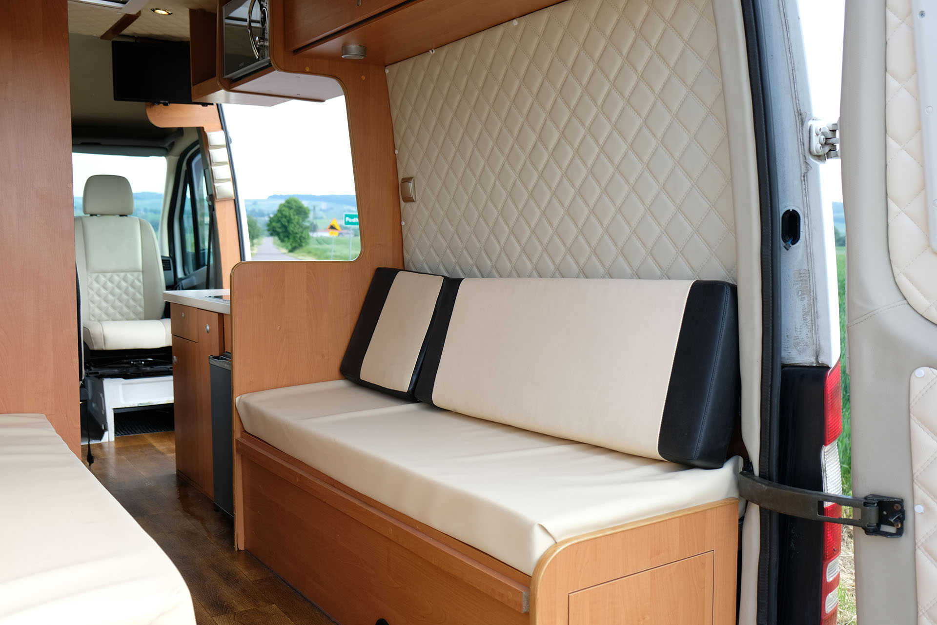 kamper_sprinter_6.jpg
